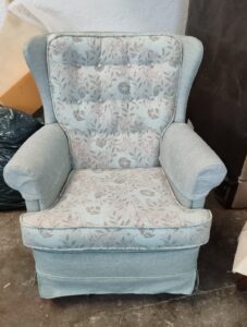 sillon orejero tapizado